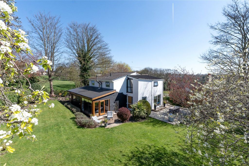 Property photo 1 of 36 Picture No. 50