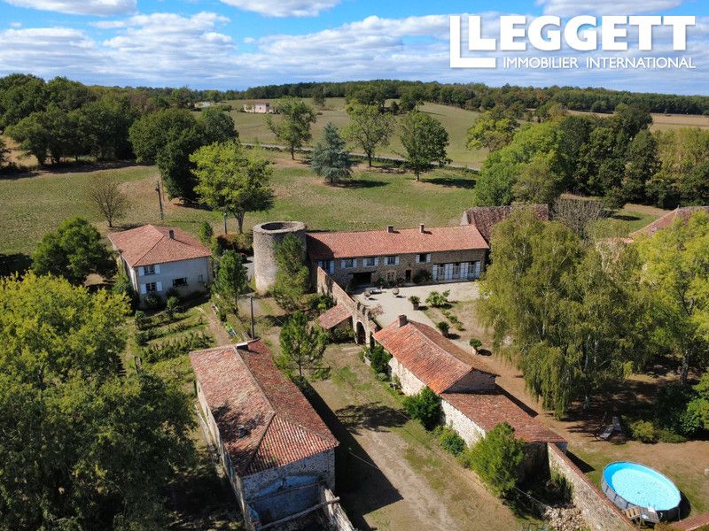 Property photo 1 of 10