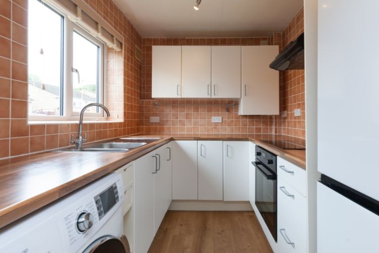 Property photo 2 of 8 283521-Std