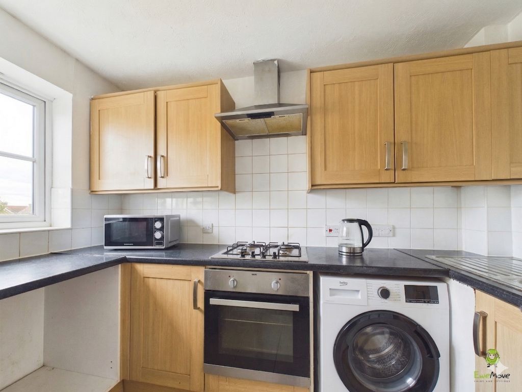 Property photo 3 of 6 Presented By Kevin At Ewemove Bexleyheath And Dart