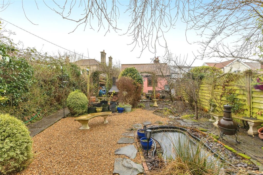 Property photo 1 of 22 Picture No. 21