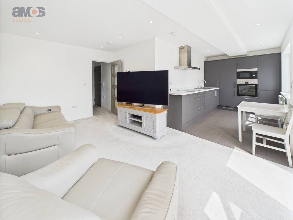 Property photo 1 of 16 4306081