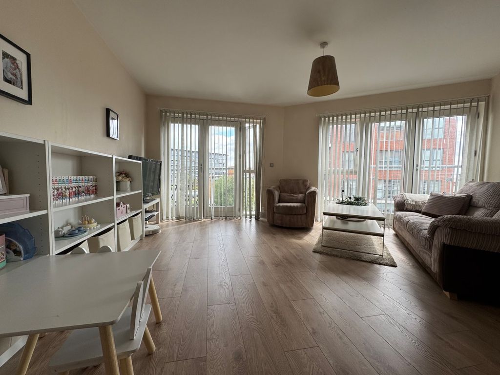 Property photo 2 of 15 Picture No. 07