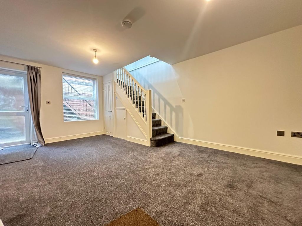 Property photo 3 of 23 2.Jpg