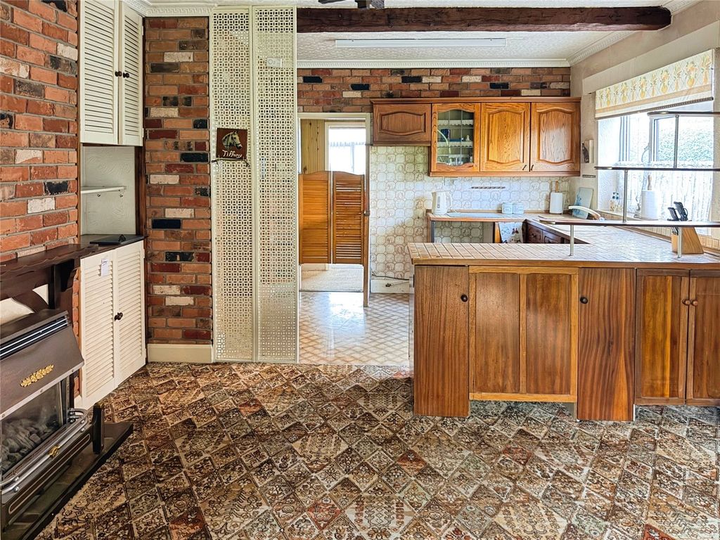 Property photo 3 of 26 Kitchen Diner