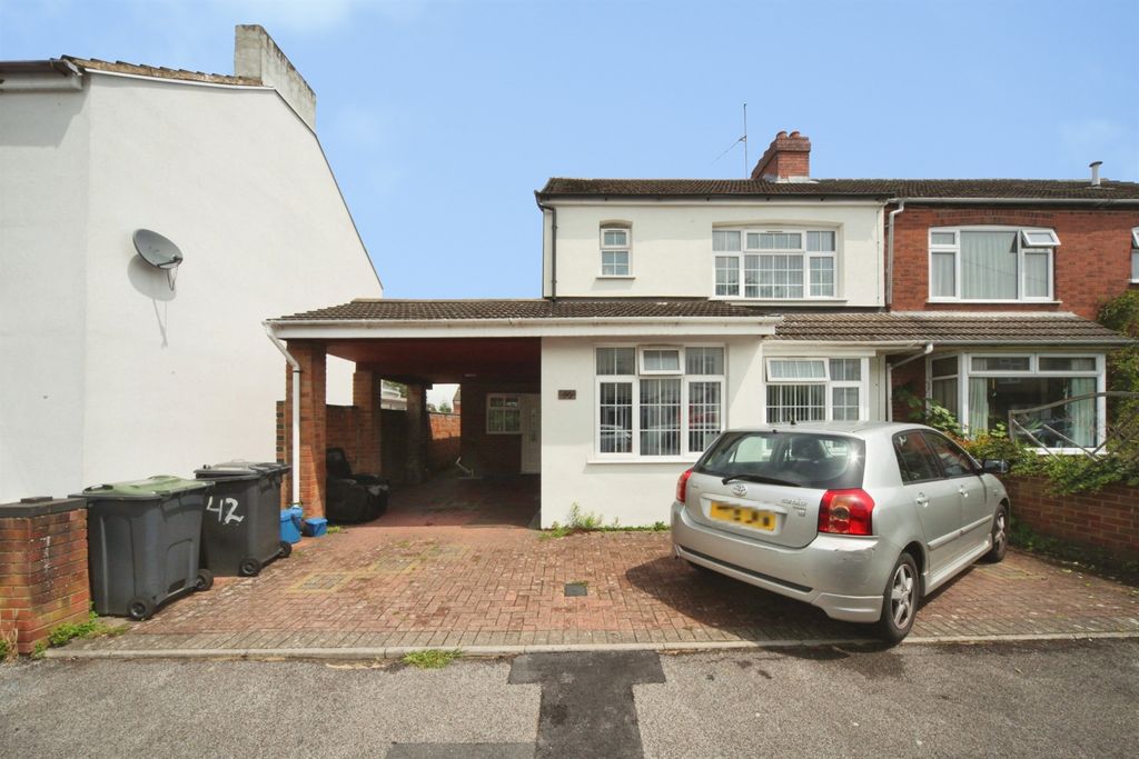 Property photo 1 of 14