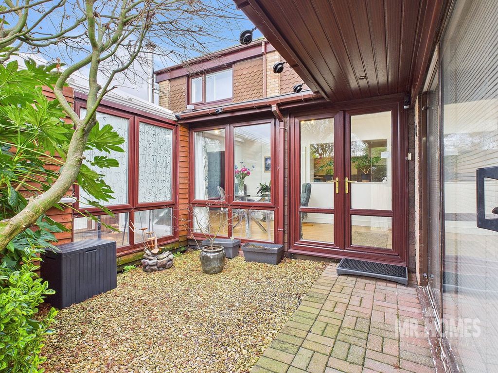 Property photo 2 of 50