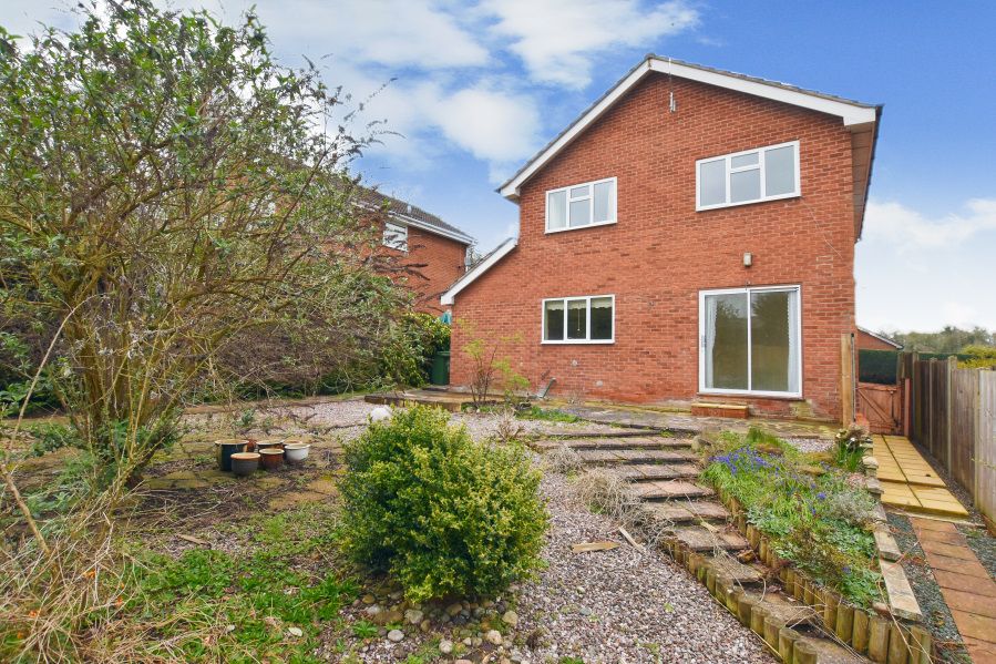 Property photo 3 of 18 Rear Aspect 2