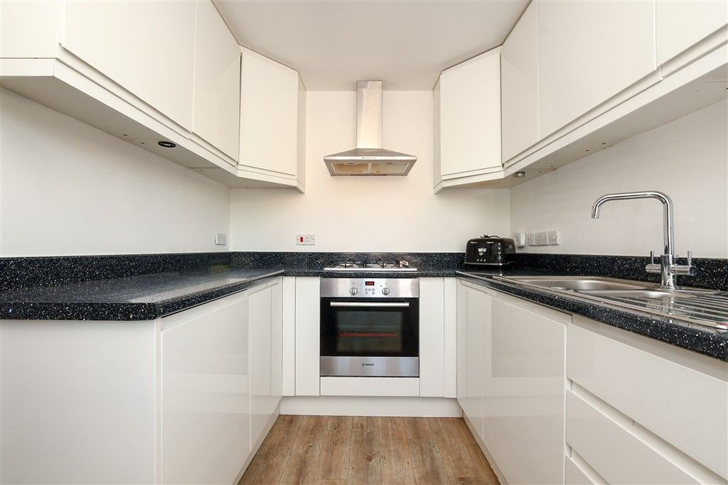Property photo 2 of 20 Kitchen