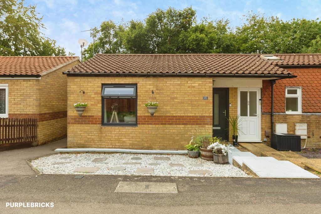 Property photo 2 of 22