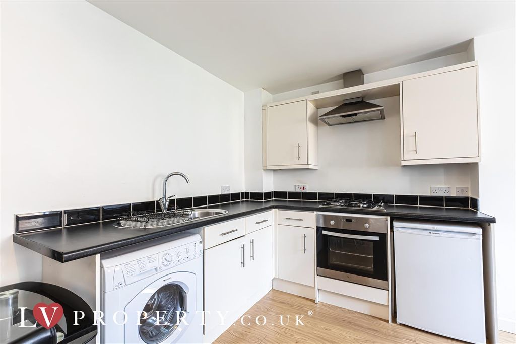 Property photo 1 of 9 1.Jpg