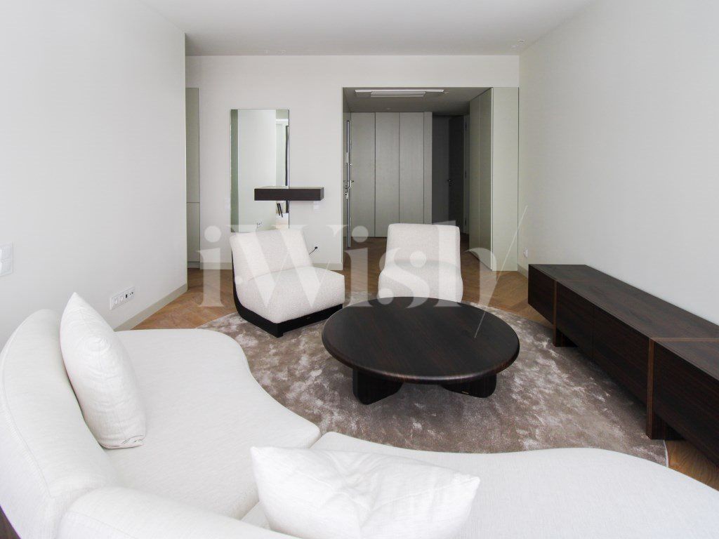 Property photo 1 of 21 The Timeless Bento - Studio