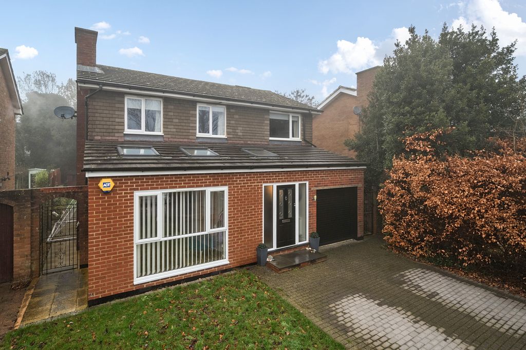 Property photo 1 of 12