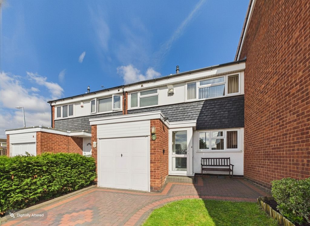 Property photo 1 of 47 Cam05591G0Pr0167Still045001