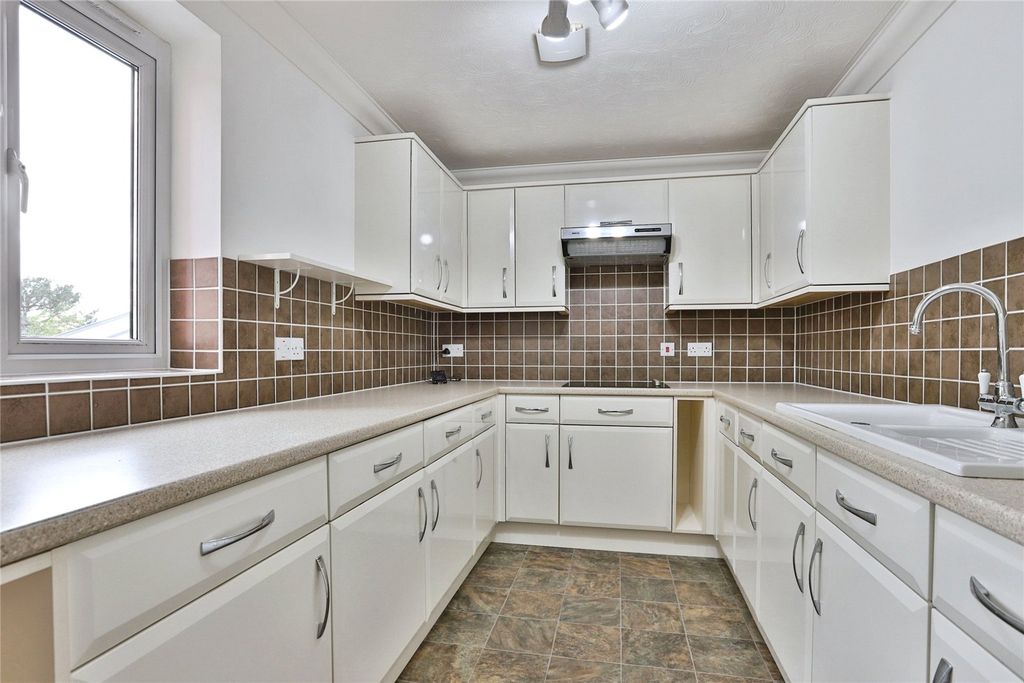 Property photo 3 of 13 Picture No. 06