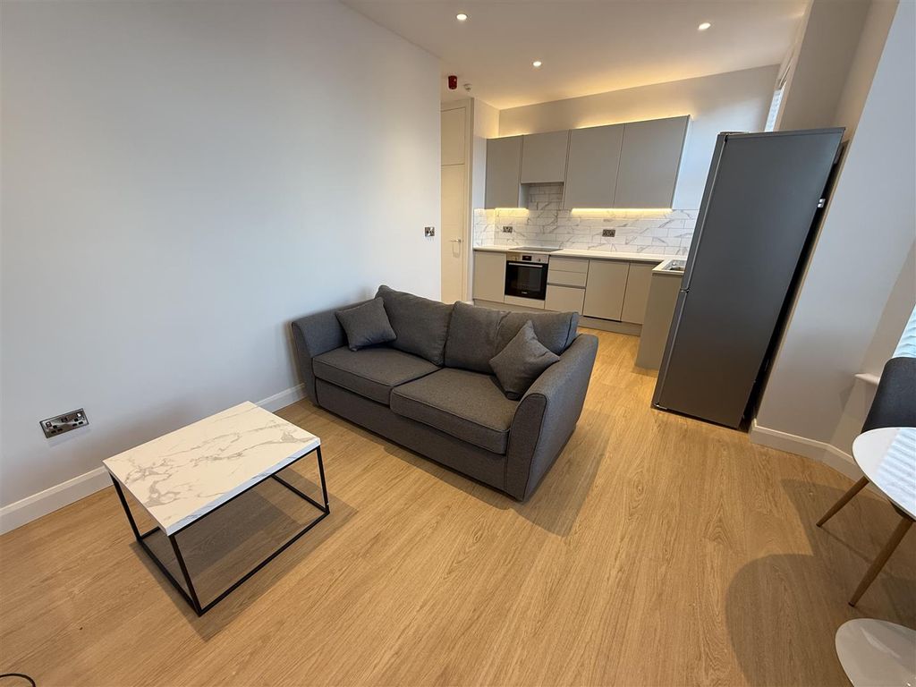 Property photo 3 of 14 20251220_102248564_Ios_Result.Jpg