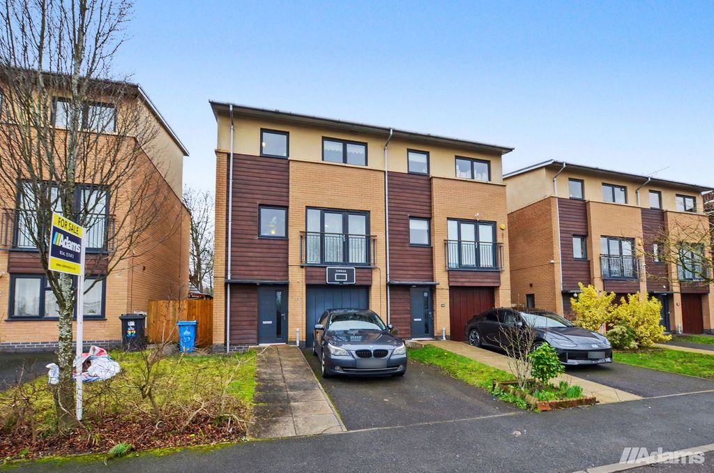 Property photo 1 of 23