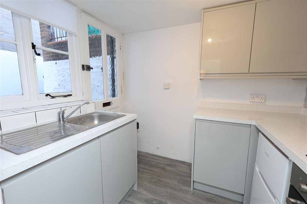 Property photo 2 of 13 Kitchen