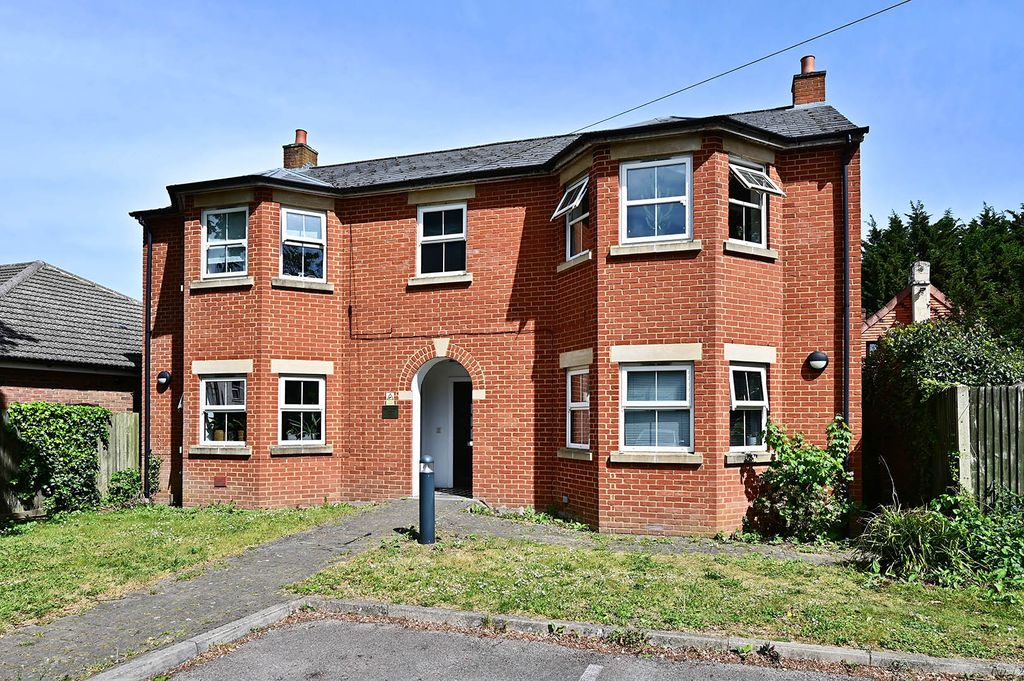 Property photo 1 of 10 Photo