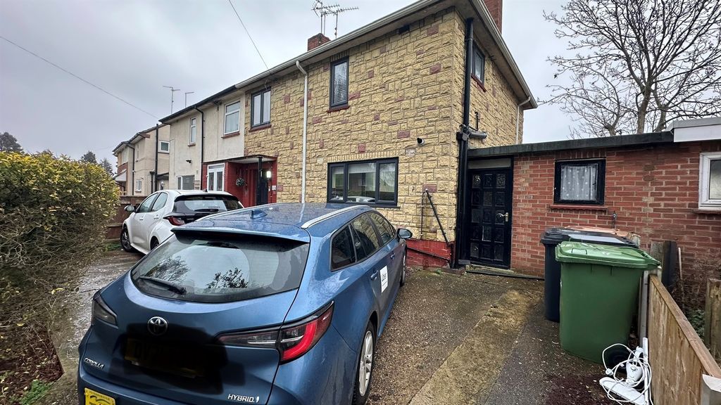 Property photo 1 of 9