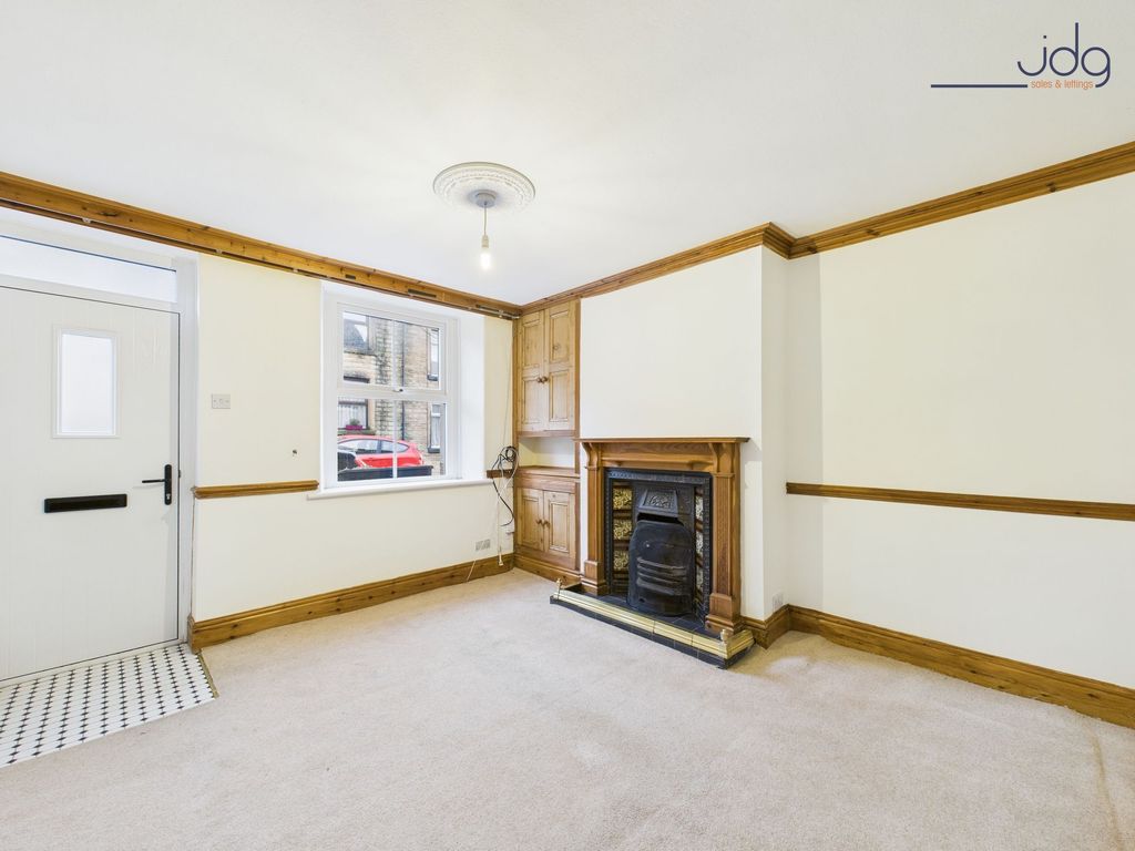 Property photo 2 of 8 Lounge With Working Stove