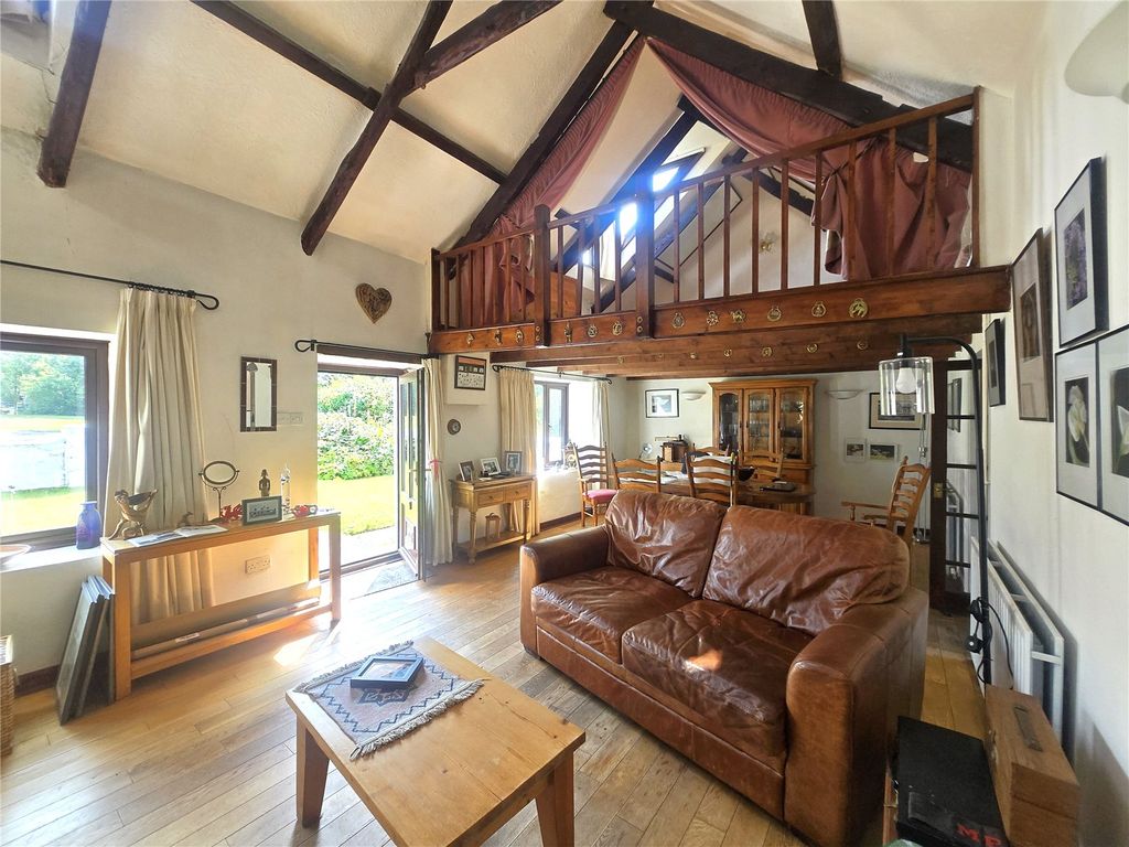 Property photo 2 of 22 Picture No. 05