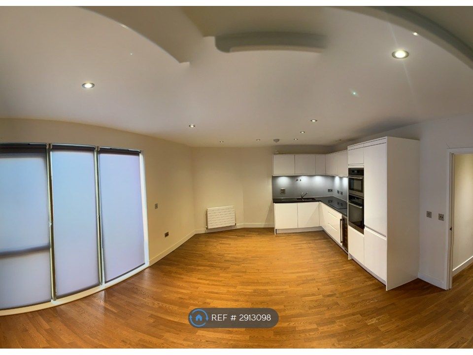 Property photo 2 of 10 Living Room