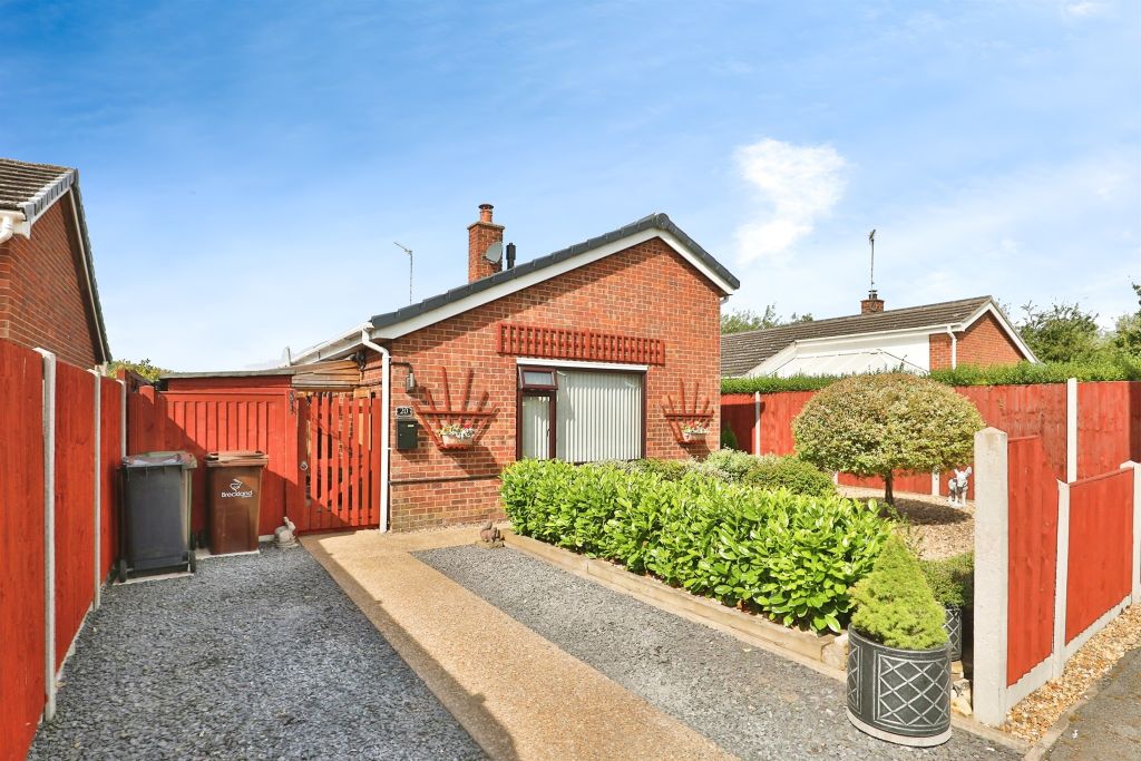 Property photo 1 of 17