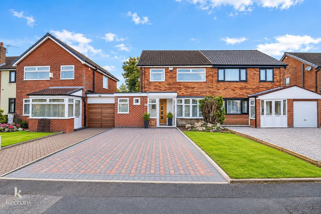 Property photo 1 of 42 1.Jpg