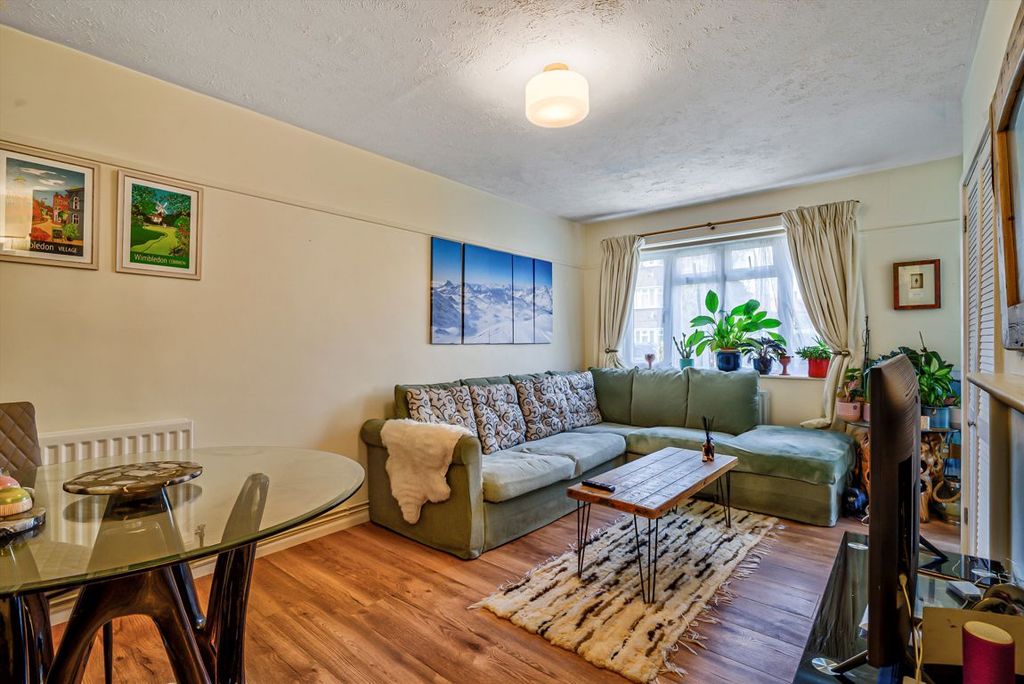 Property photo 3 of 4