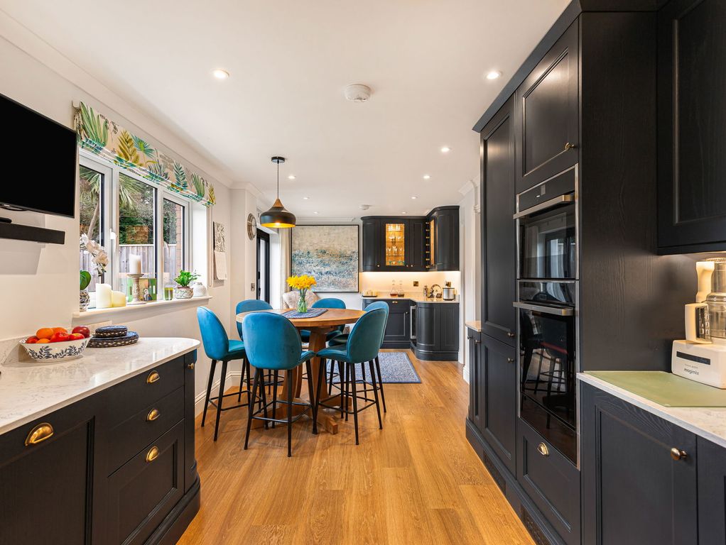 Property photo 3 of 26