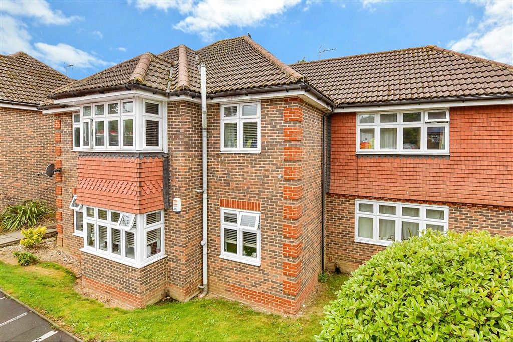 Property photo 3 of 13 External (Brochure)