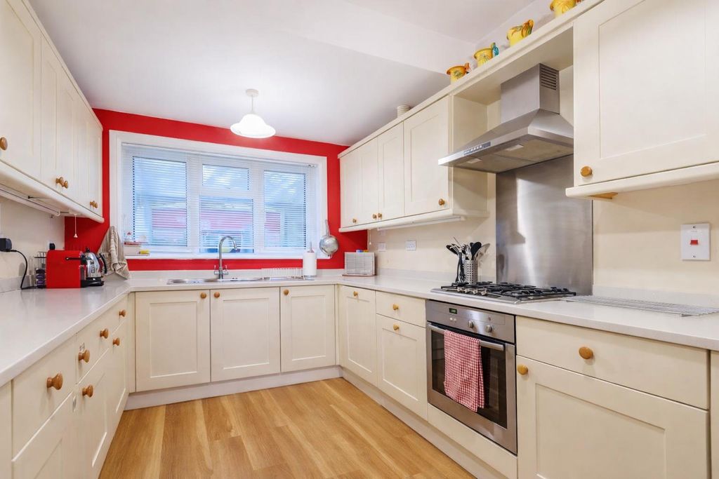 Additional image 8 of 6 bed detached house for saleChepstow Road, Langstone, Newport NP18