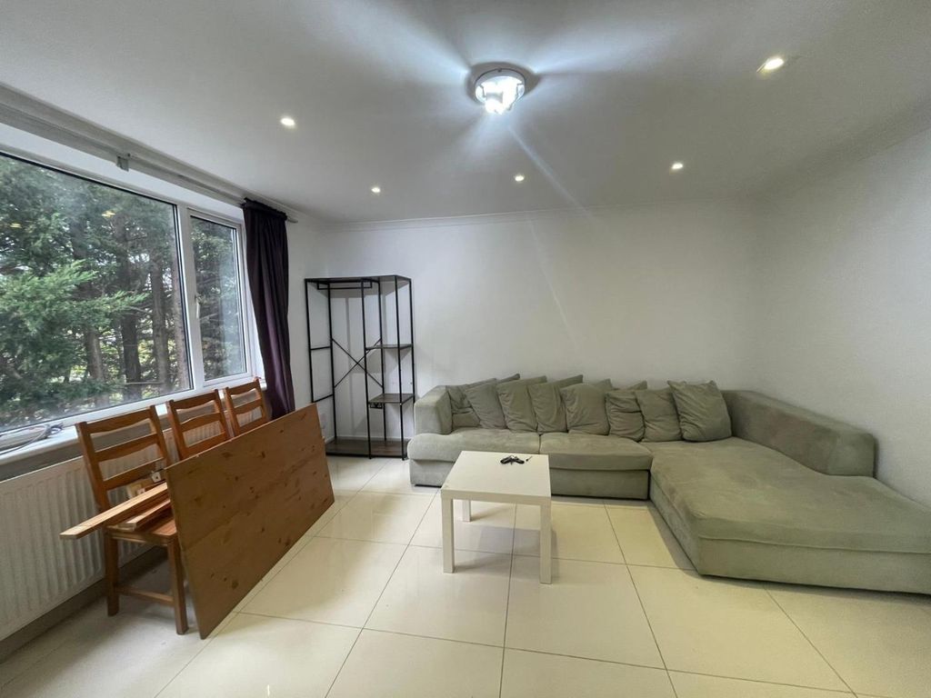 Property photo 1 of 7 Whatsapp Image 2025-10-16 At 15.55.02-2.Jpeg