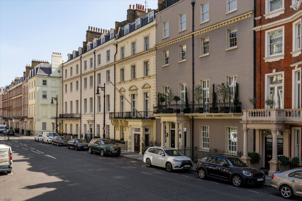 Property photo 3 of 16 Image