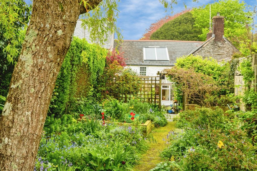 Property photo 3 of 20 Rear Garden