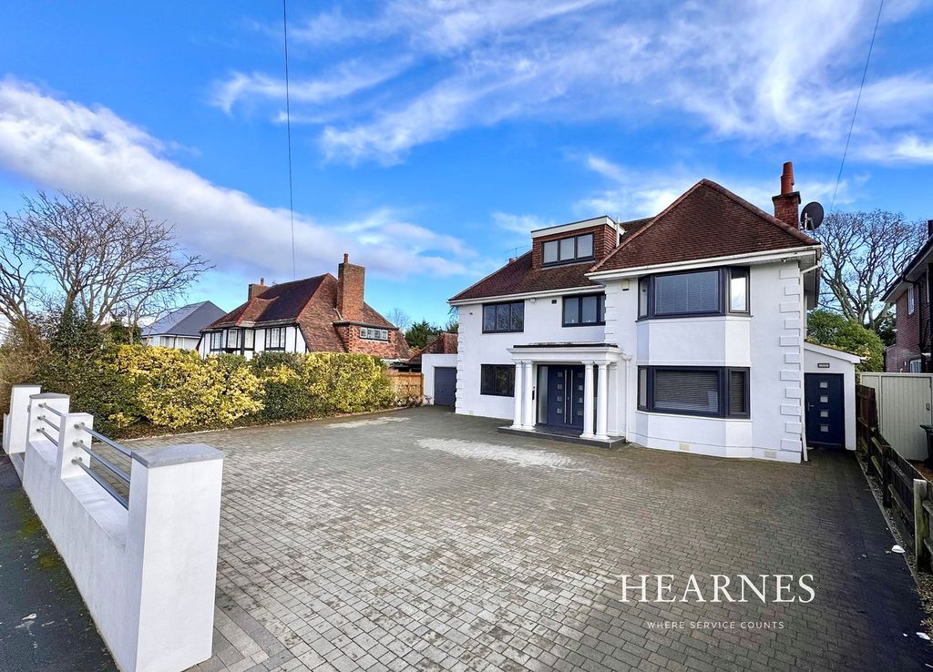 Property photo 1 of 26