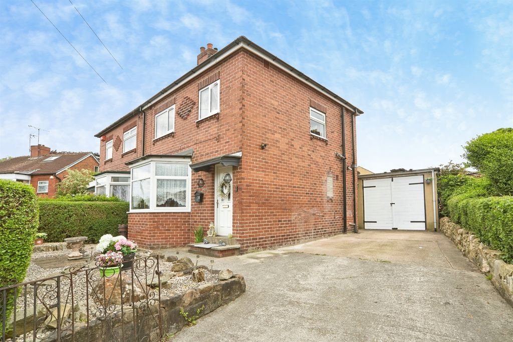 Property photo 1 of 13