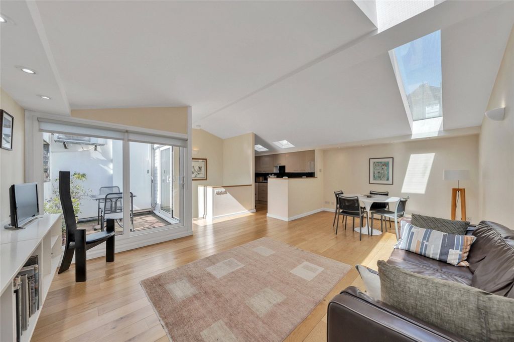 Property photo 1 of 19 Picture No. 09