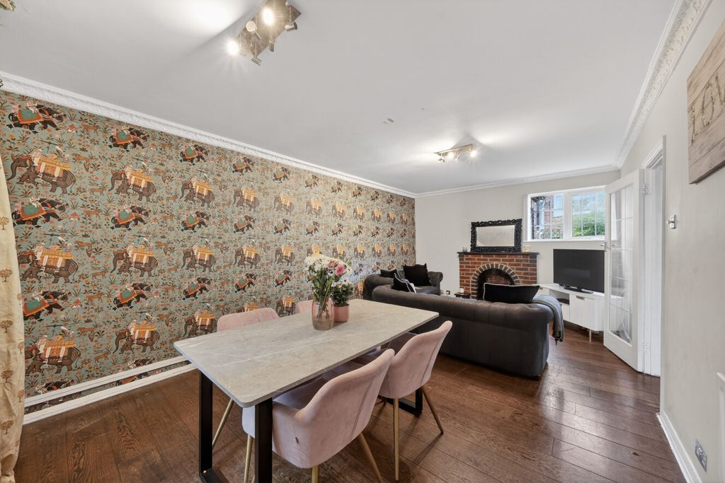 Property photo 2 of 16 1424267-8-69c3c45...