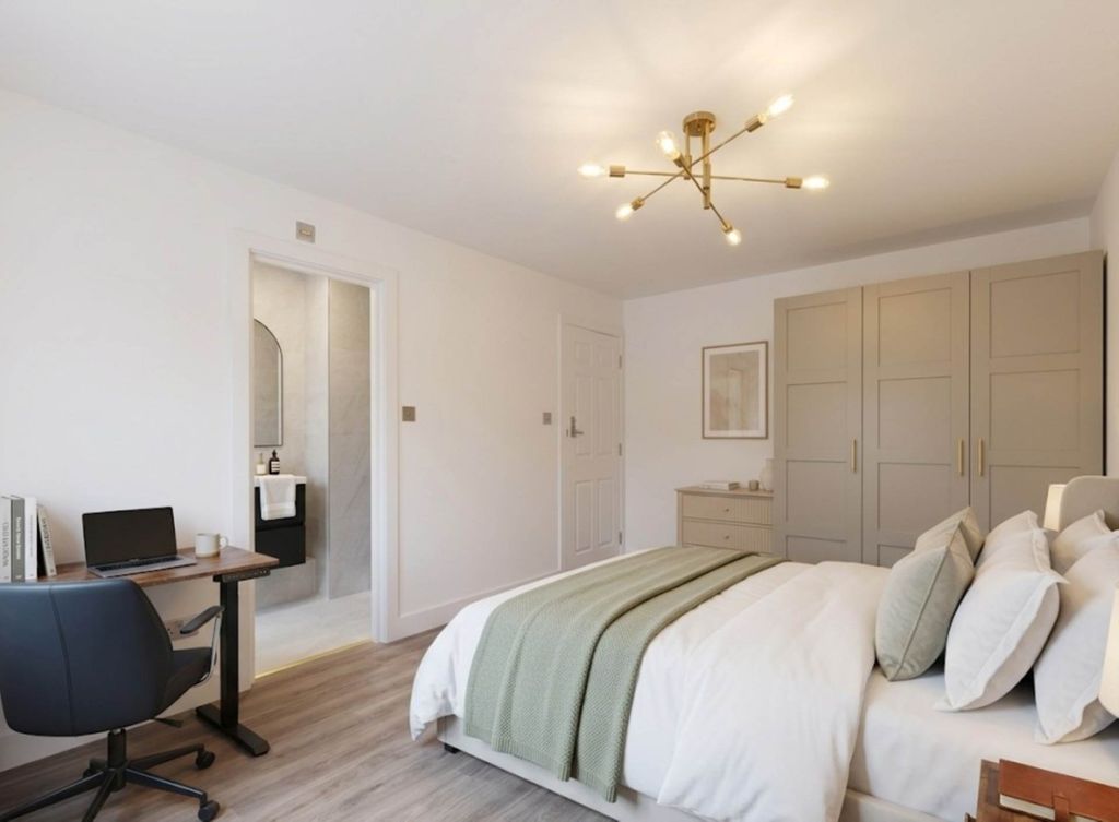 Property photo 1 of 4