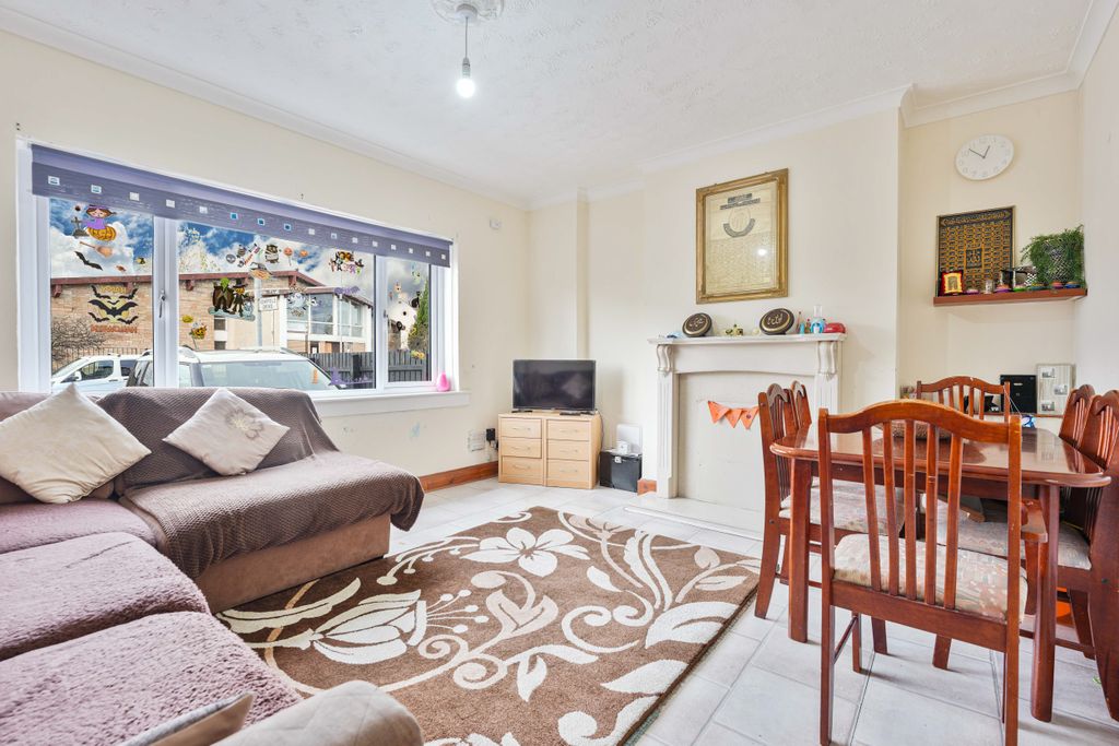 Property photo 2 of 21 A-18