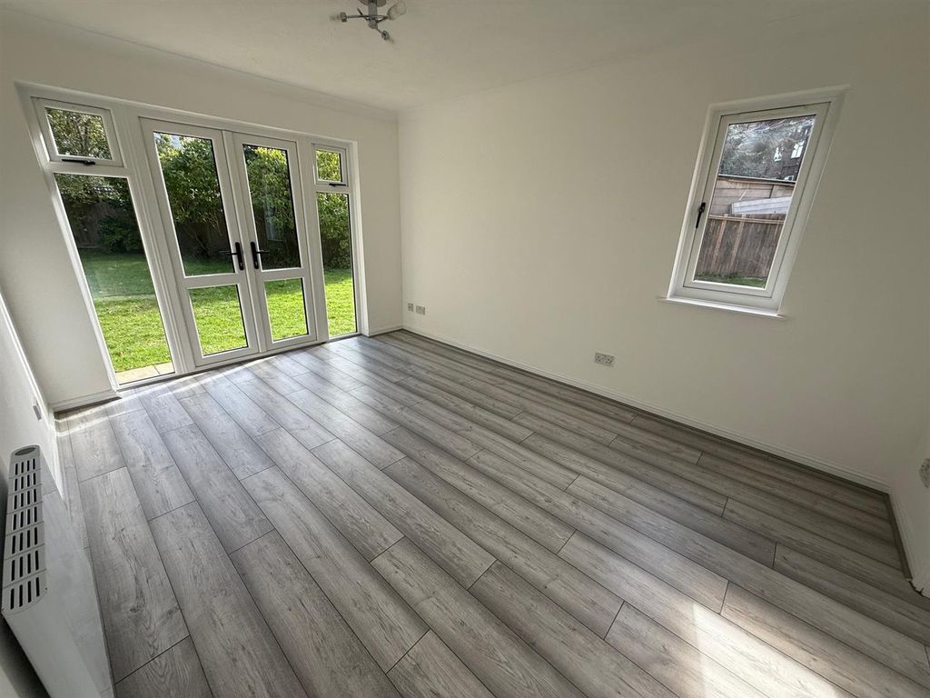 Property photo 2 of 6 2.Jpg