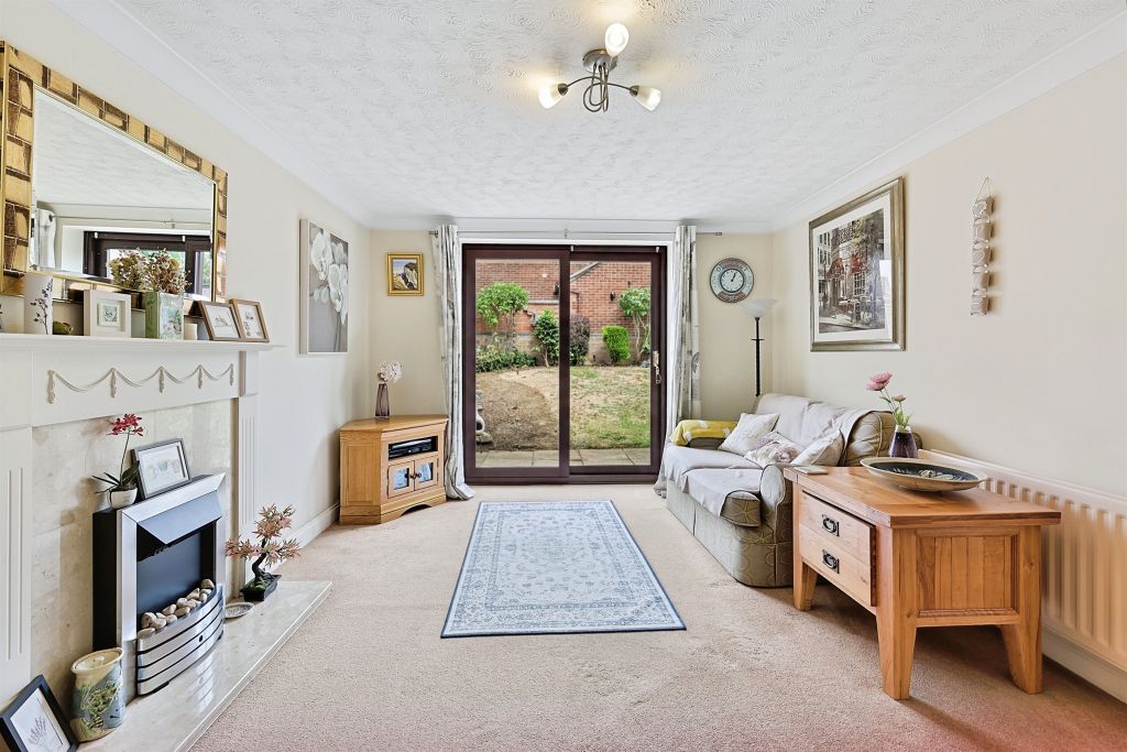Property photo 3 of 18
