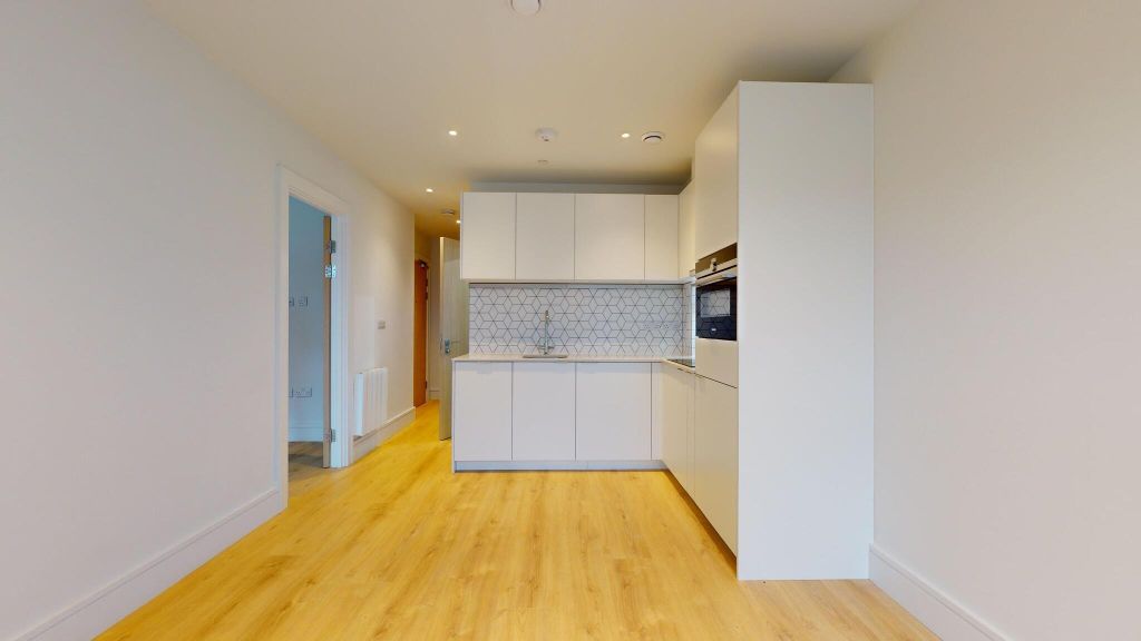 Property photo 2 of 17 Kitchen