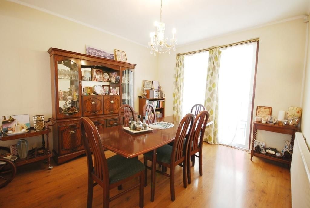 Property photo 2 of 17 Dining Room