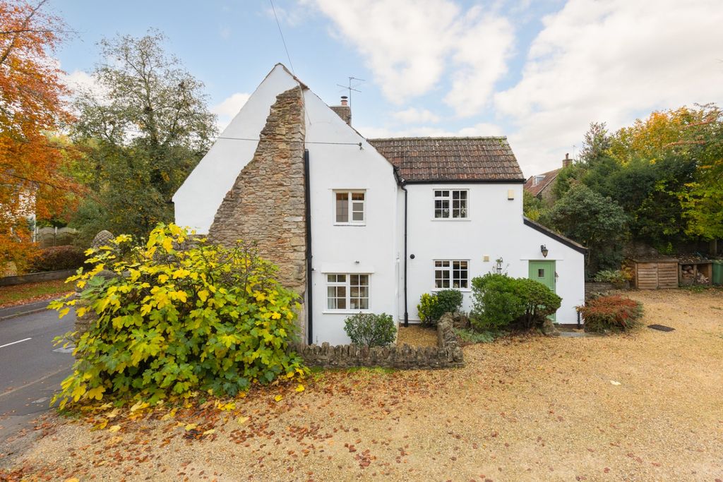 Property photo 1 of 24 4563432