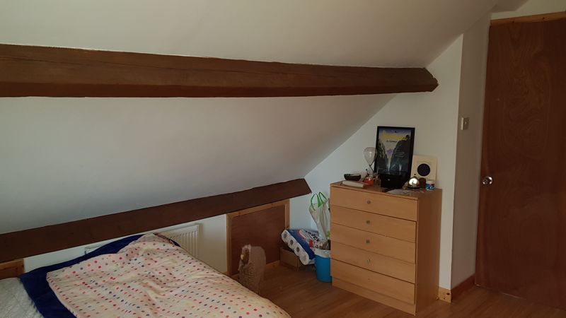 Property photo 3 of 7 Photo 7