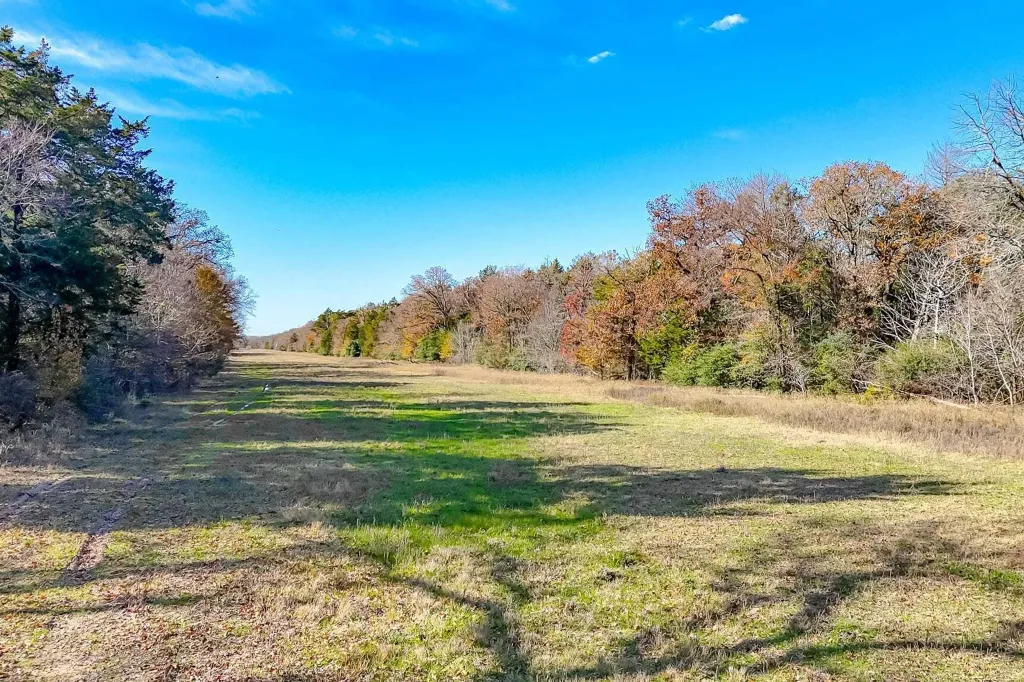 Property photo 3 of 17 <Alttext/>