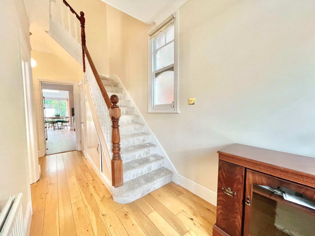 Property photo 2 of 21